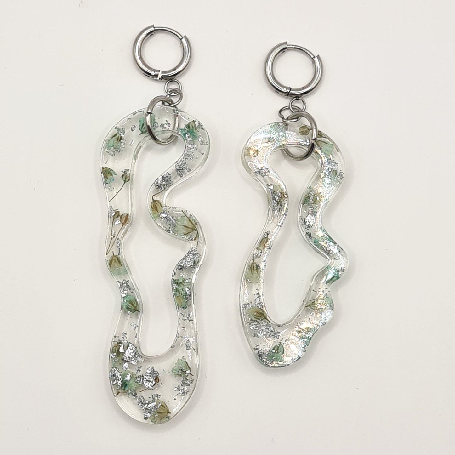 Hand Dyed Hellendoorn Asymmetric Organic Oorbellen