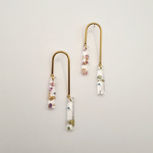 Jardin d'Été Asymmetric Arch Drop Earrings
