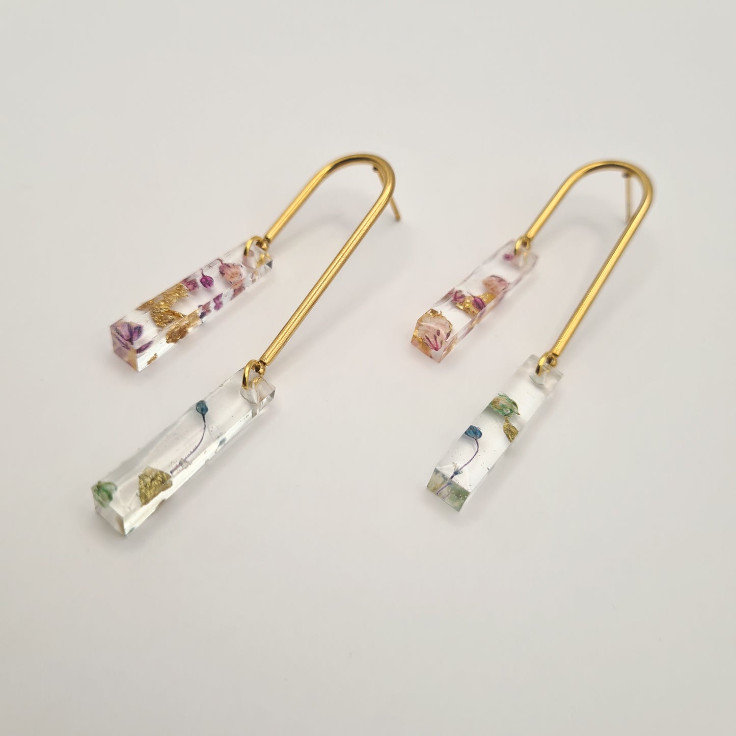 Jardin d'Été Asymmetric Arch Drop Earrings