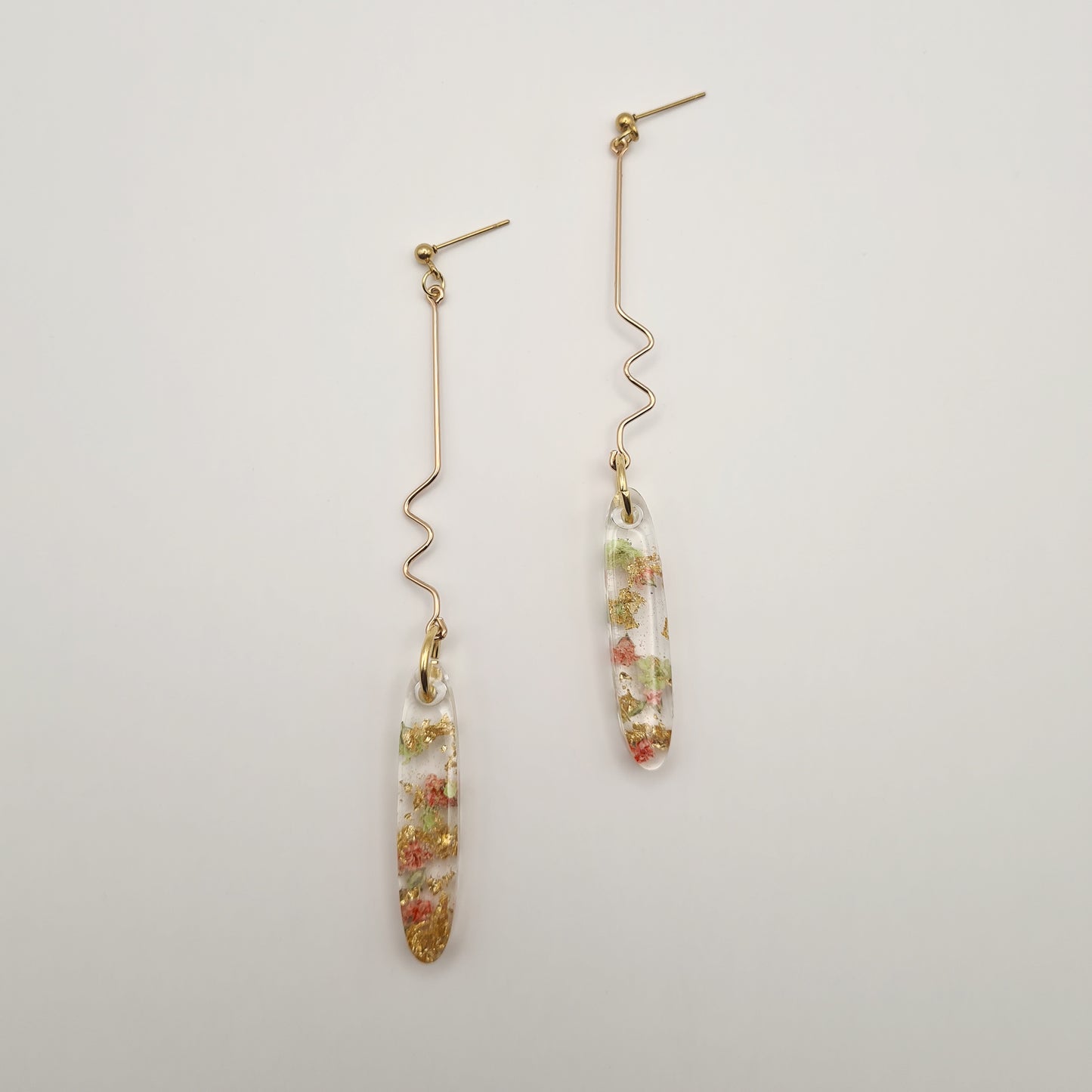 Strawberry Matcha Oval Cascade Drop Oorbellen