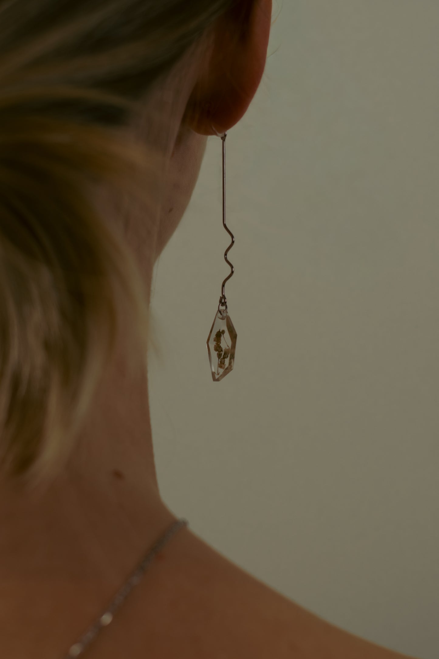 The Classics Faceted Wiggle Drop Earrings