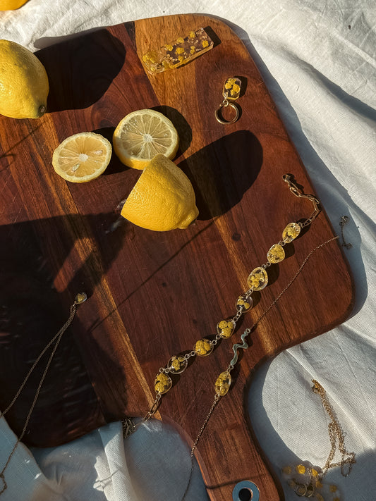 Limoncello Romance Small Pebble Necklace