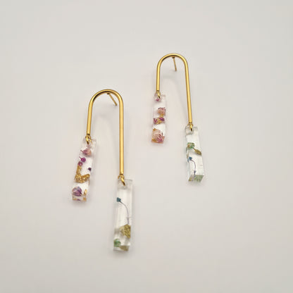 Jardin d'Été Asymmetric Arch Drop Earrings
