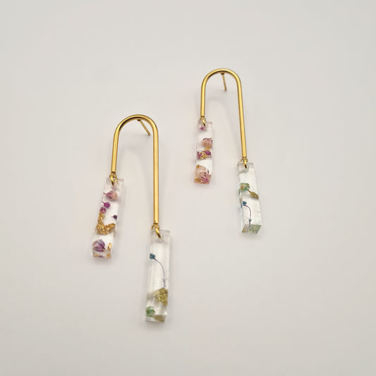 Jardin d'Été Asymmetric Arch Drop Earrings