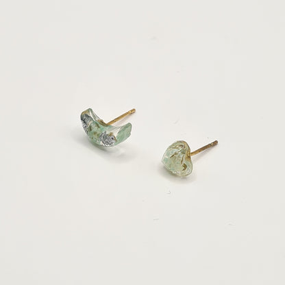 Hand Dyed Hellendoorn Moon & Heartbeat Stud Oorbellen