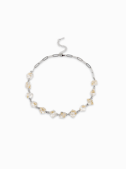 De klassieke kristallen ketting 