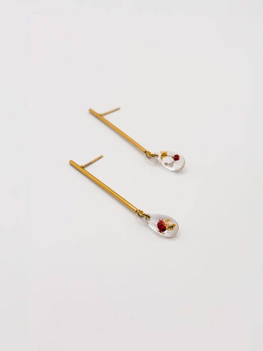 Mon Chéri Linear Mini Teardrop Earrings