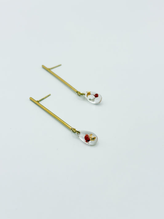 Mon Chéri Linear Mini Teardrop Earrings