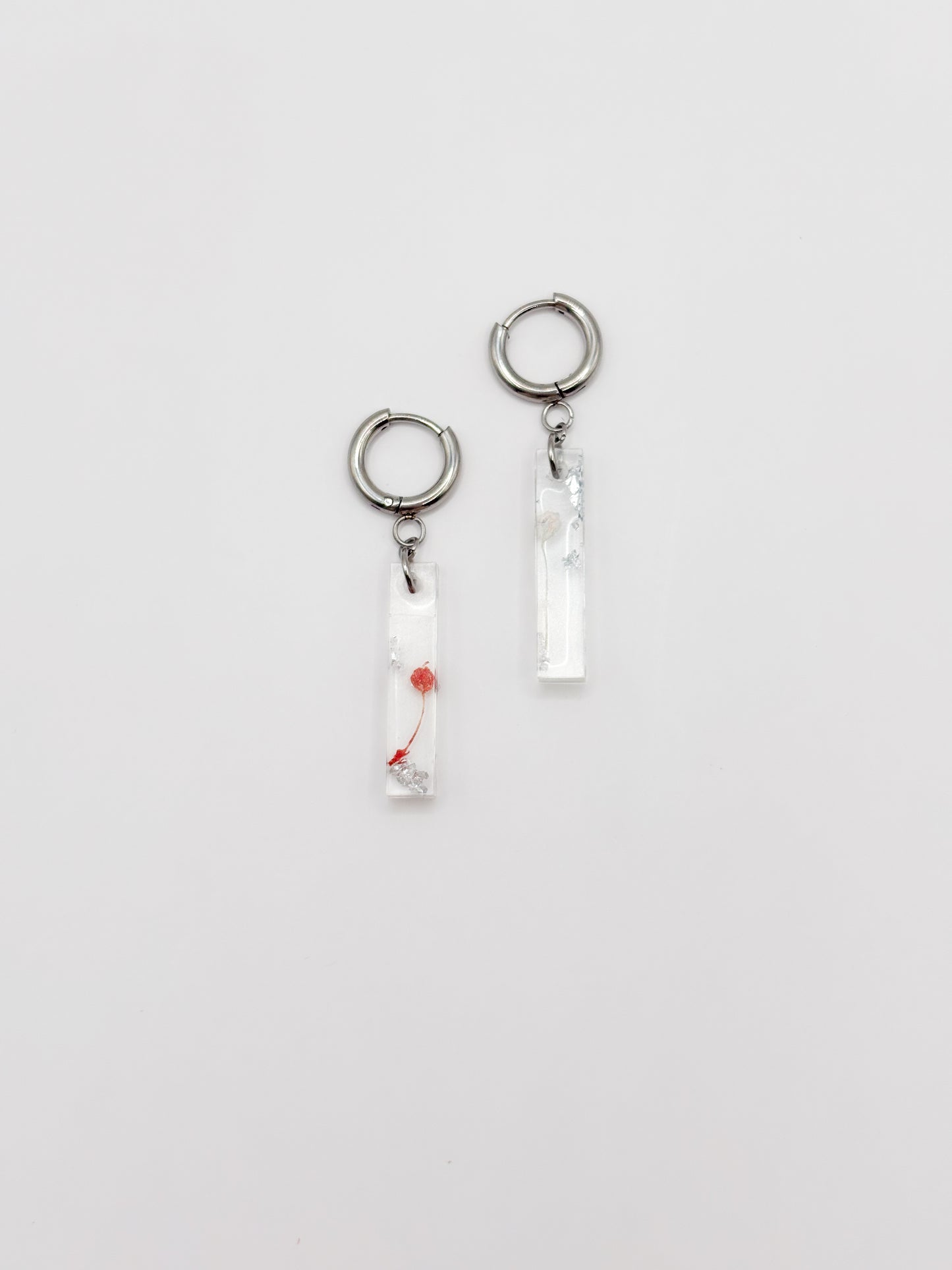 Mon Chéri Linear Earrings