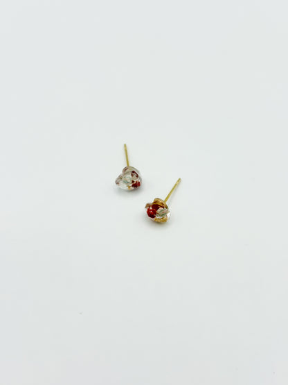 Mon Chéri Mini Heartbeat Stud Earrings