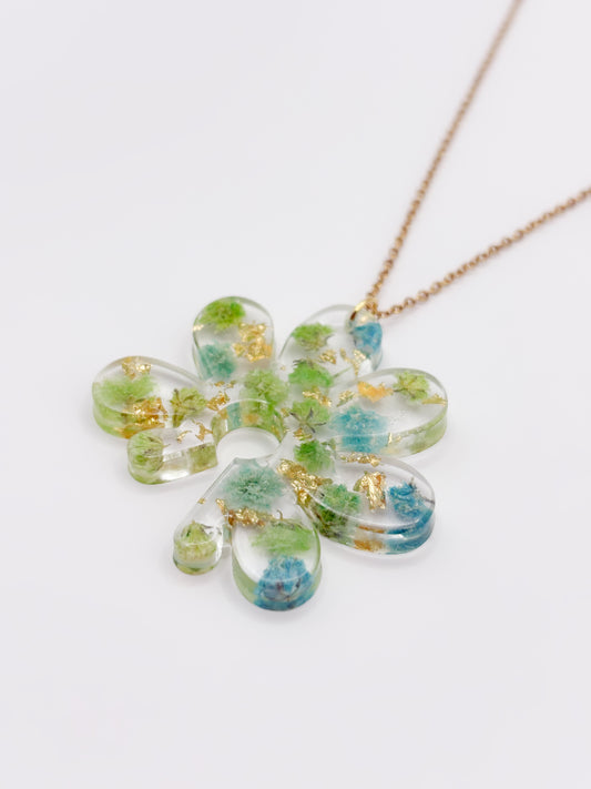 Forgotten Gardens Organic Fleur Necklace
