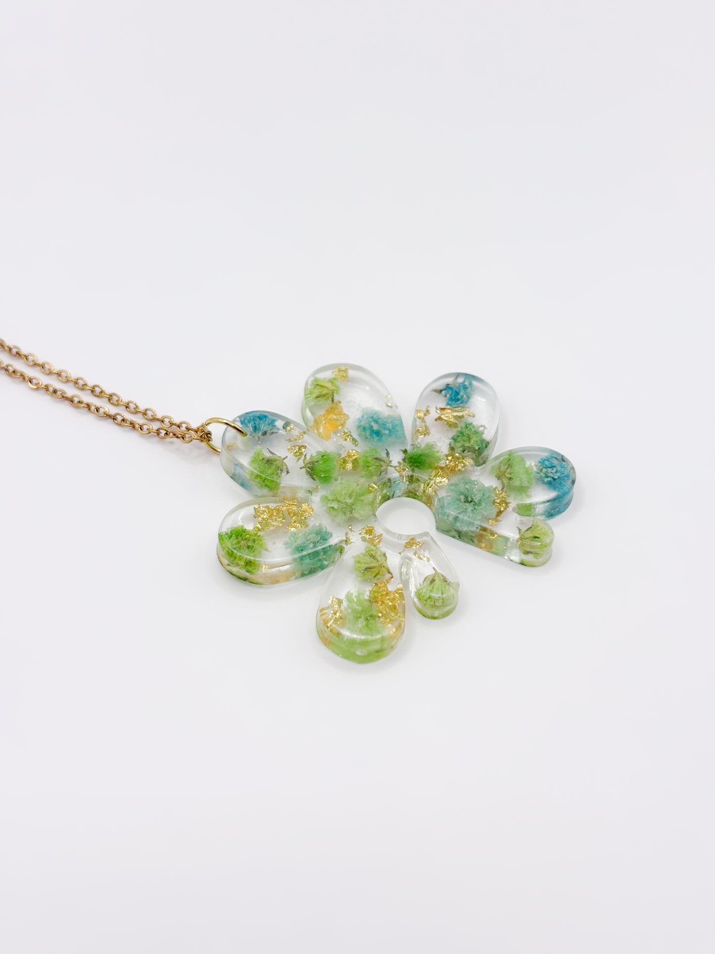 Forgotten Gardens Organic Fleur Necklace