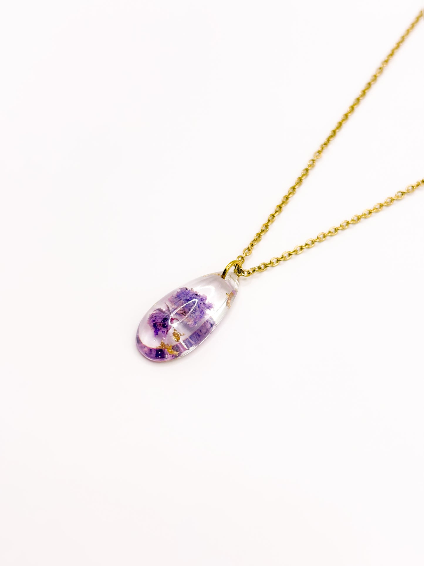 La Vie en Violet Teardrop Necklace