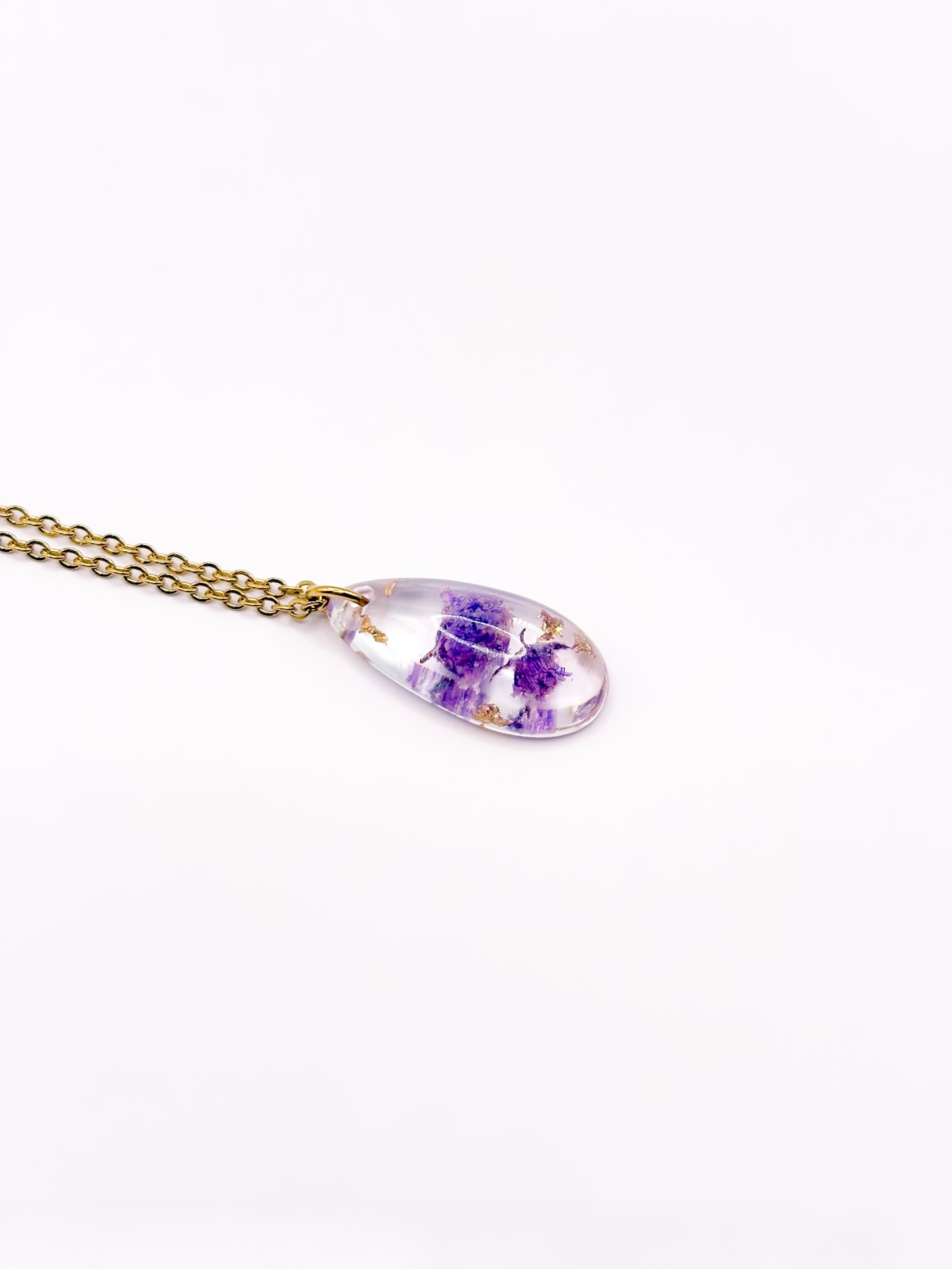 La Vie en Violet Teardrop Necklace