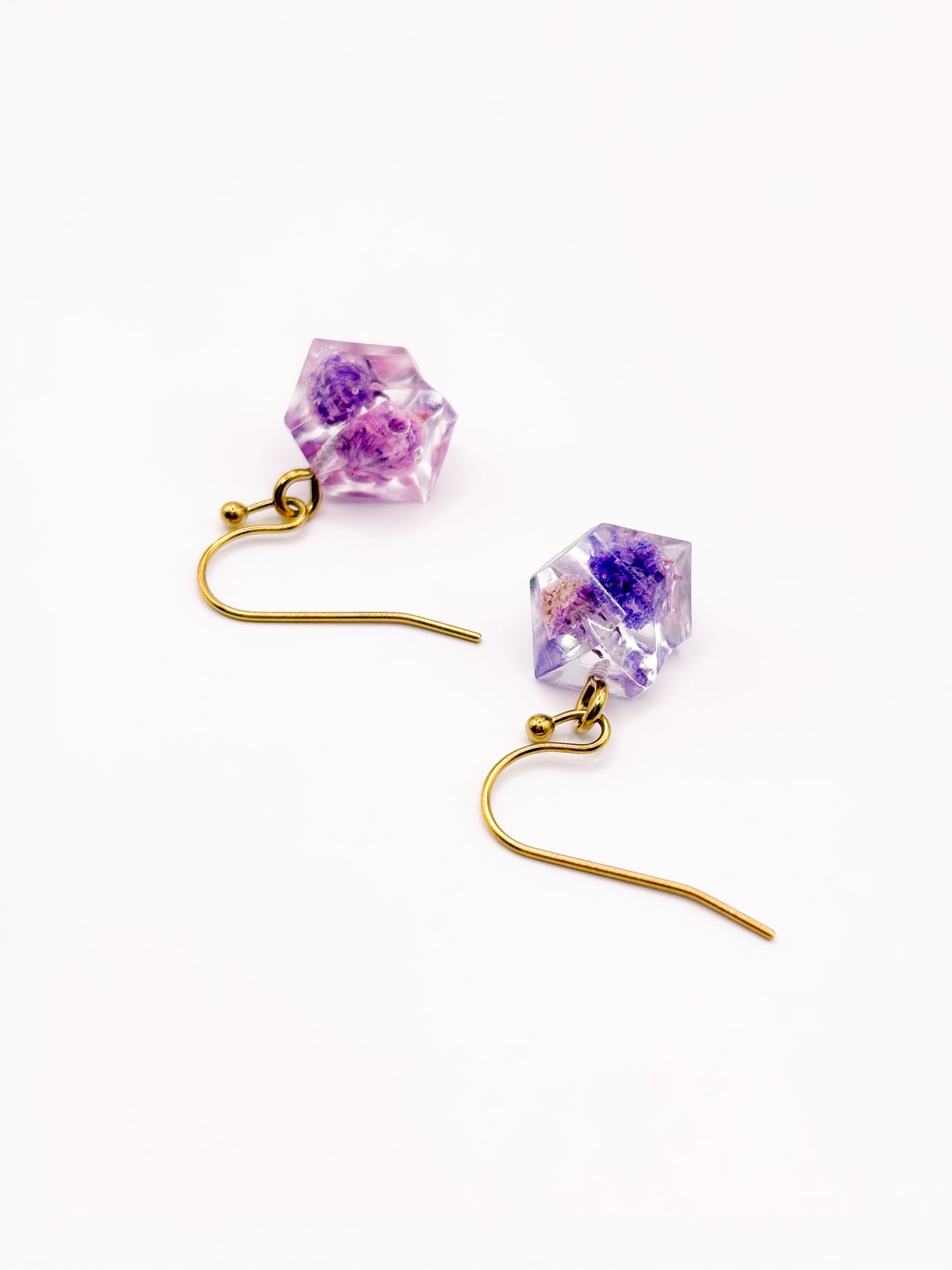 La Vie en Violet Crystal Earrings