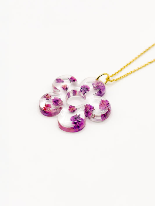 La Vie en Violet Fleur Necklace