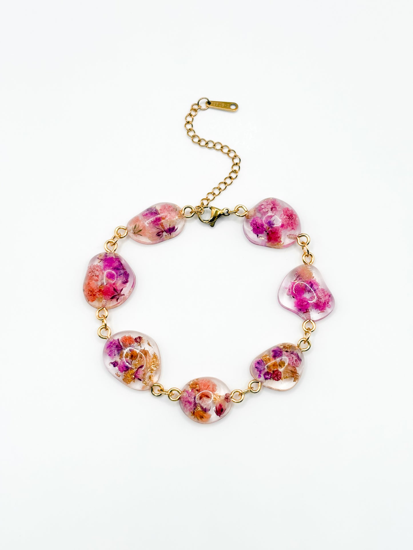 The Blossom Chapter Pebble Armband